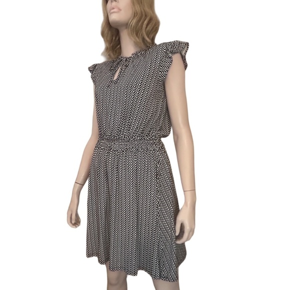 LOFT Dress Rayon Geo Ruffle Flutter Cap Sleeve Smocked Shirred Keyhole Neck S-M - Picture 10 of 16